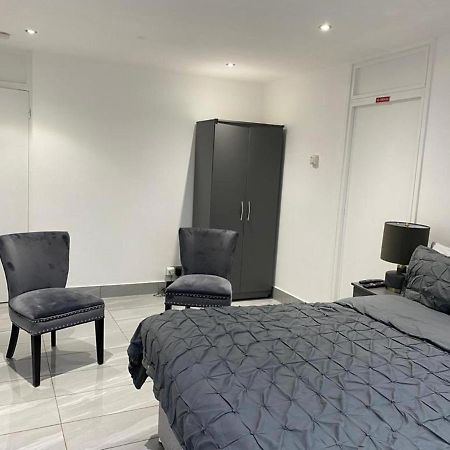 Luxurious 2-Bed Apartment In Woolwich London Eksteriør bilde