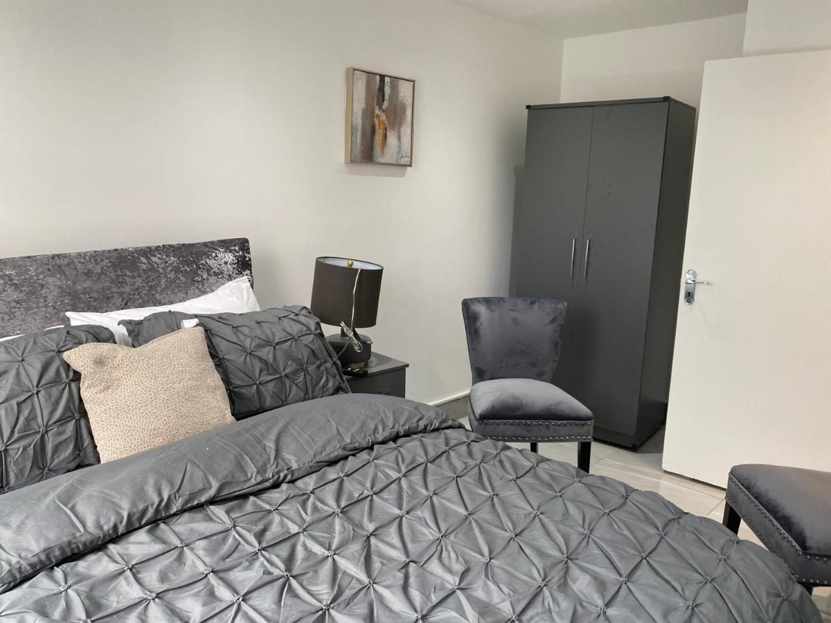 Luxurious 2-Bed Apartment In Woolwich London Eksteriør bilde