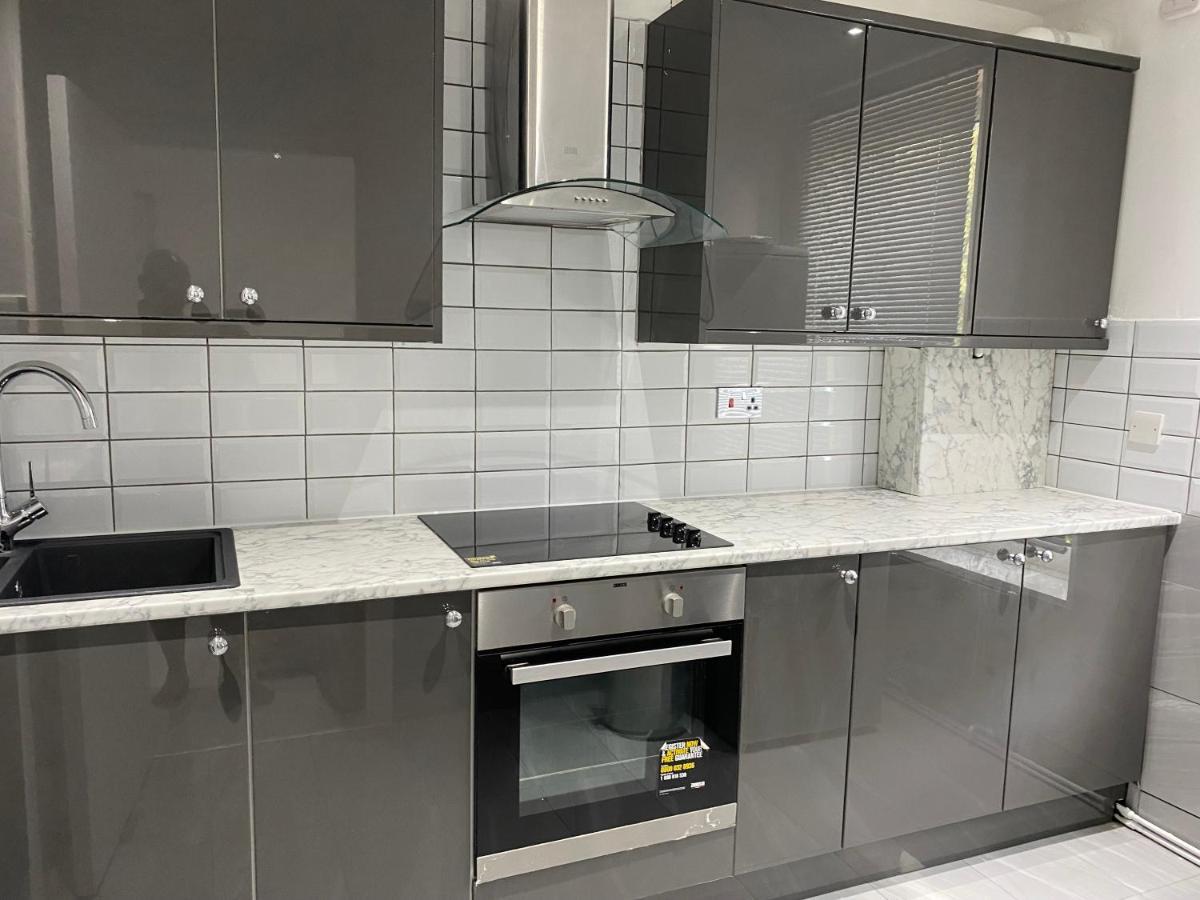 Luxurious 2-Bed Apartment In Woolwich London Eksteriør bilde