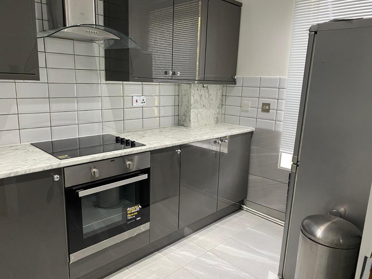 Luxurious 2-Bed Apartment In Woolwich London Eksteriør bilde